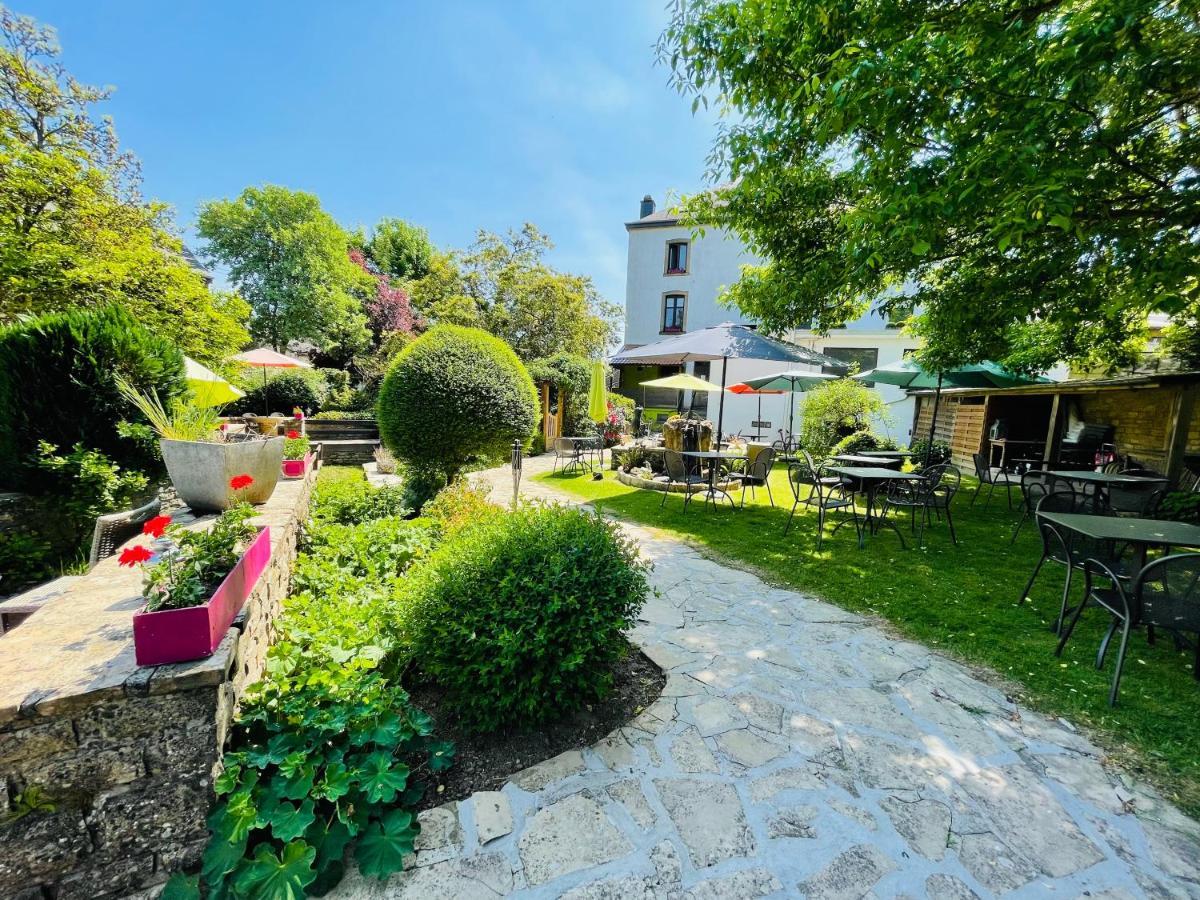 Hostellerie Sainte-Cécile, The Originals Relais  Extérieur photo